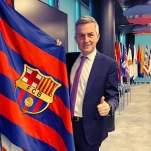 前高层谈诺坎普延期：这是玩弄巴萨球迷，又一次管理无能的表现