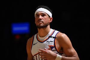 纳什言传身教 布克主动担责 太阳新领袖将在新赛季迎来最佳导师